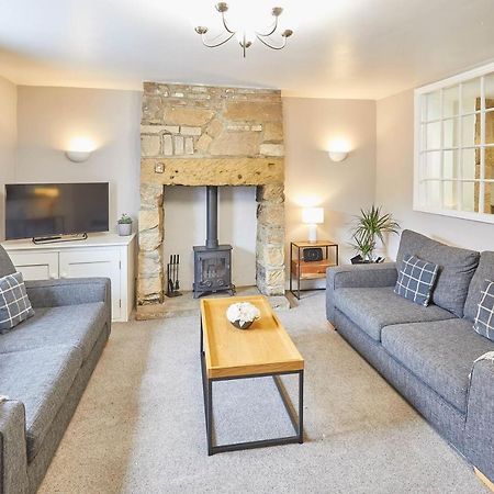 Host & Stay - Princess Place Townhouse Whitby Dış mekan fotoğraf