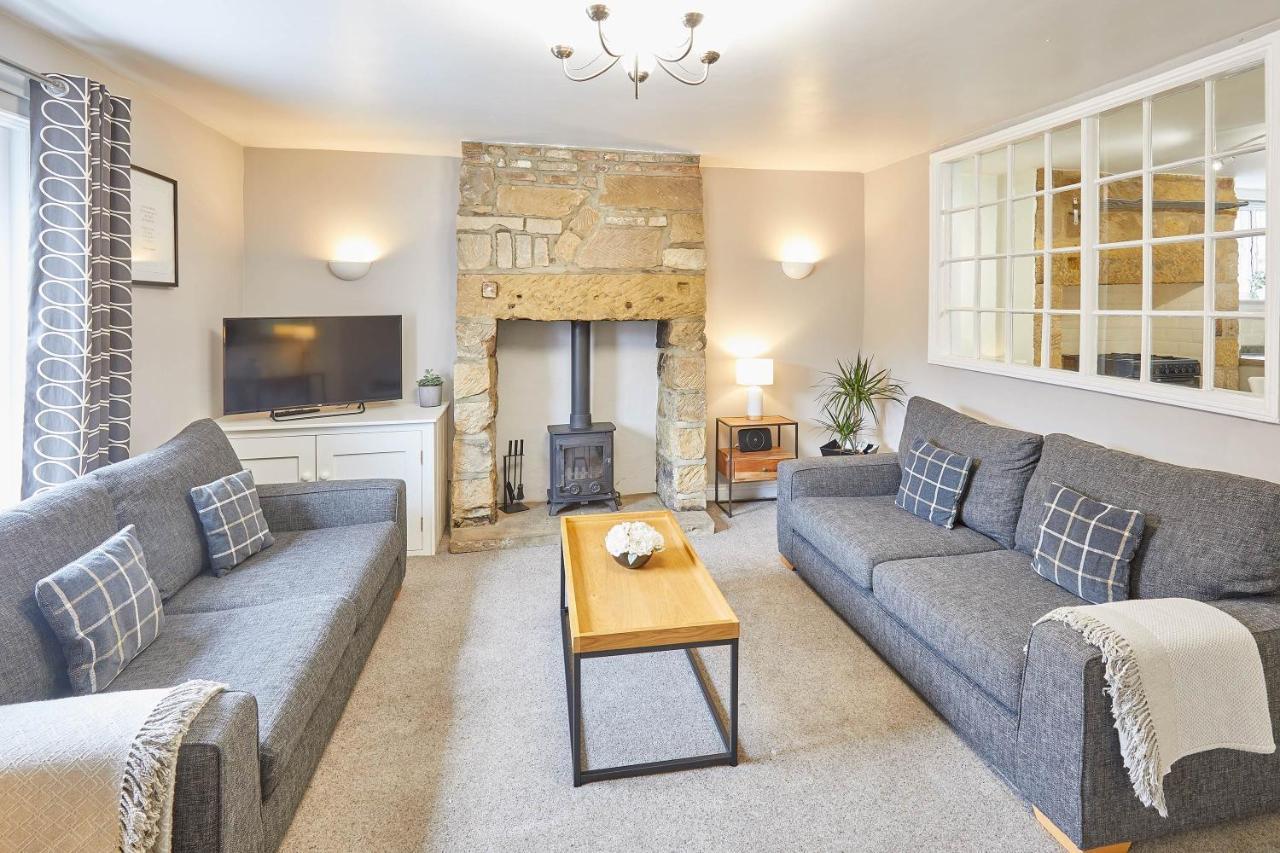 Host & Stay - Princess Place Townhouse Whitby Dış mekan fotoğraf